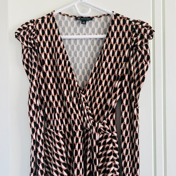 Printed Surplice Puff-Sleeve Tied Top - Picture 2 of 6